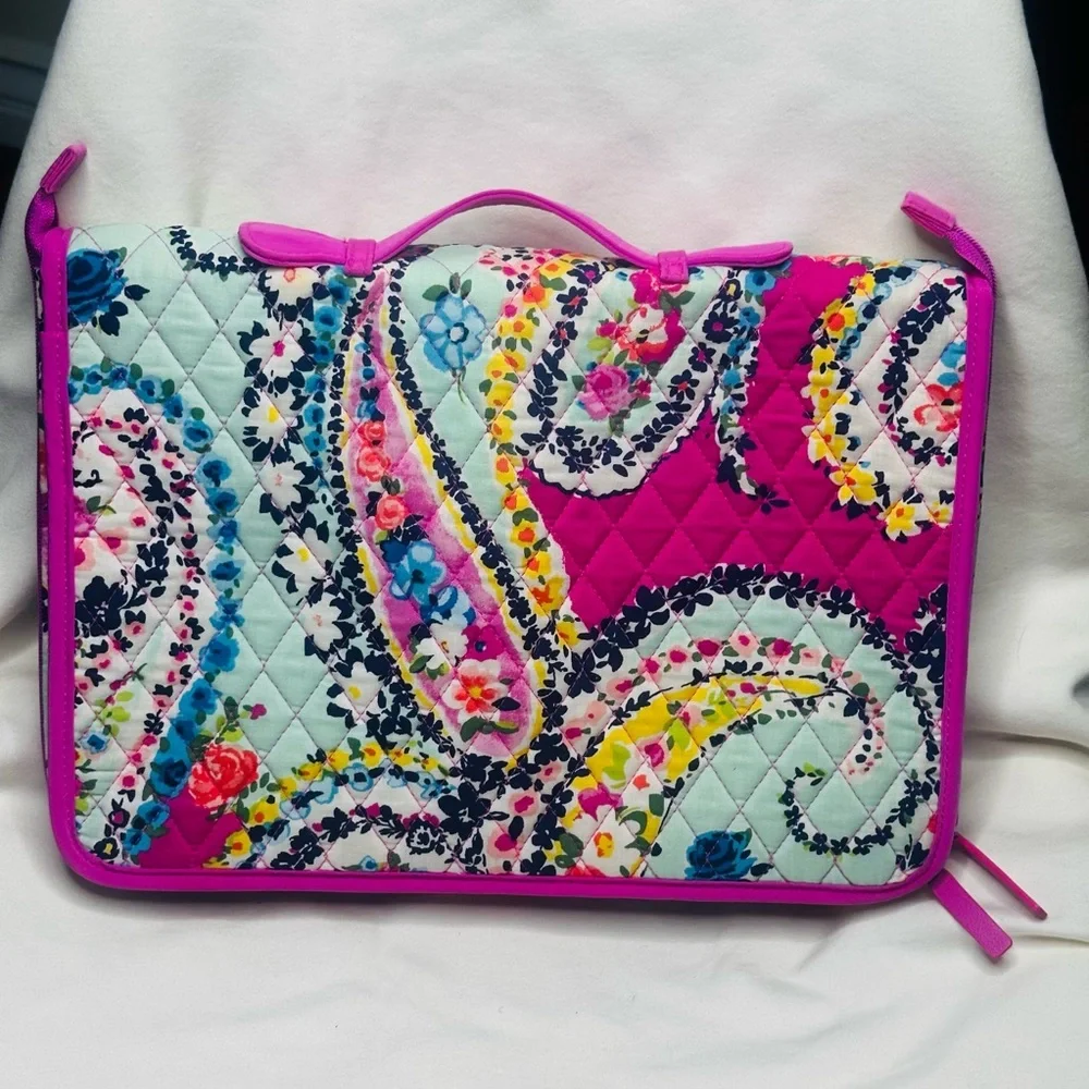 Vera Bradley Jewelry Hanging Organizer - Picture 4 of 6